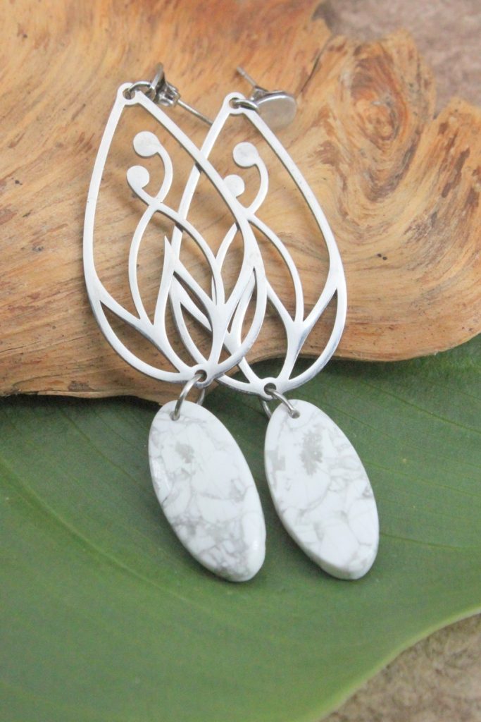 boucles d'oreilles en Howlite ovale, montées sur acier inoxydable