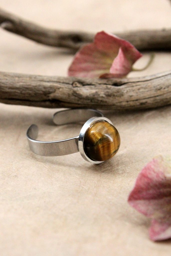 Bague en œil de tigre 10mm et acier inoxydable