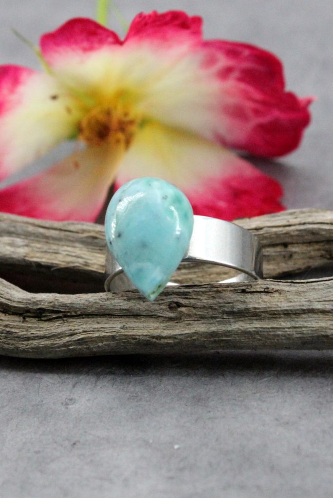 Bague cabochon Larimar goutte 15x10mm en acier inoxydable réglable