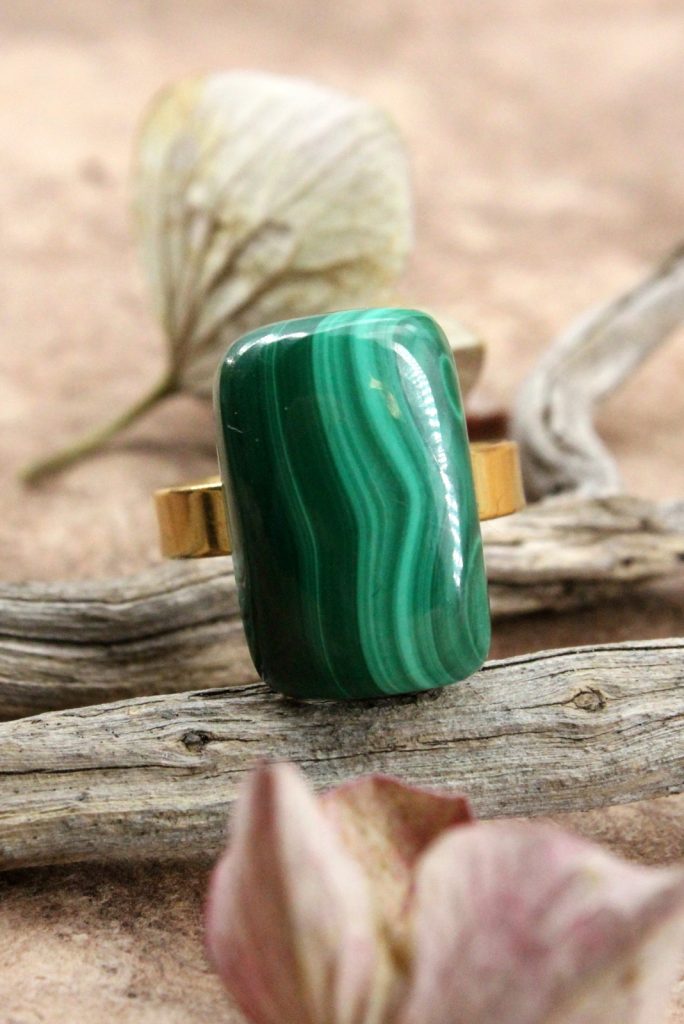 Bague acier doré malachite rectangle 20x12mm